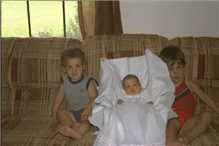 small_9400 1220 cew familyIMG0033.webp